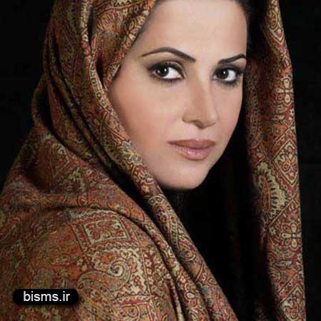 عکس جدید و دیده نشده کمند امیرسلیمانی در مزون لباس
